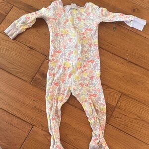 TBBC 12-18m light purple floral sleeper